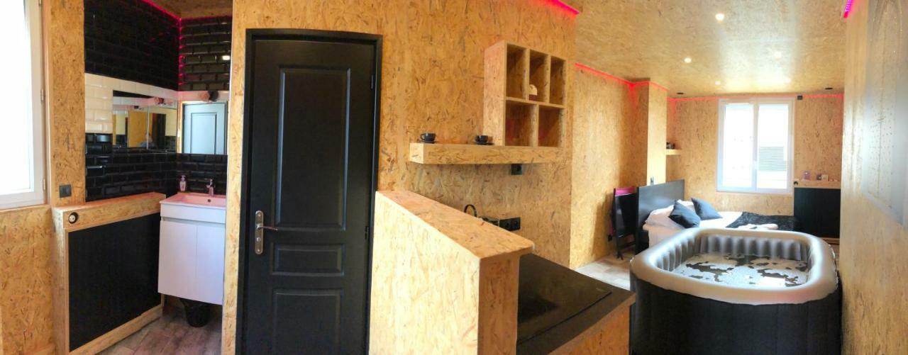 Le Boudoir Apartment มงต์รูช ภายนอก รูปภาพ